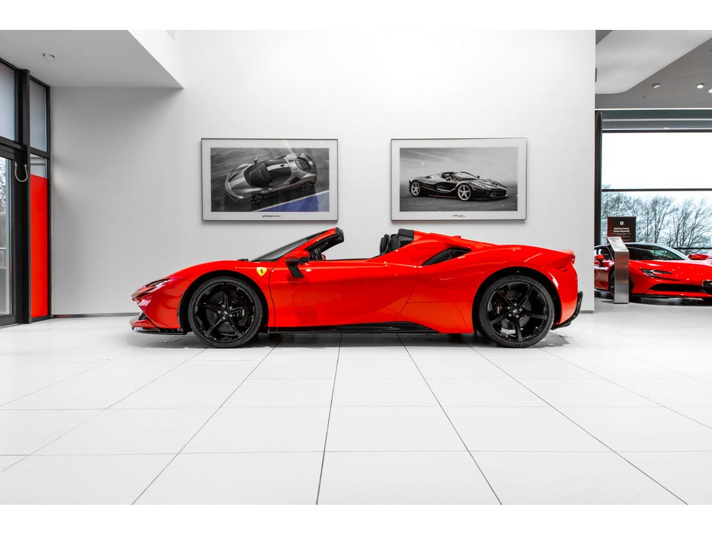 Ferrari SF90 Spider