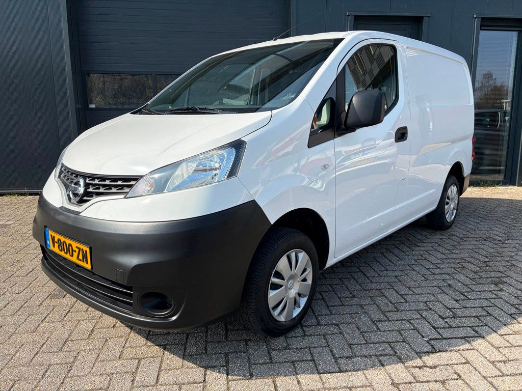 Nissan NV200