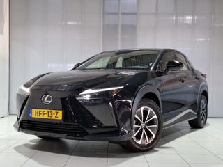 Lexus RZ