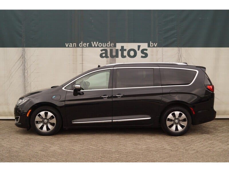 Chrysler Pacifica