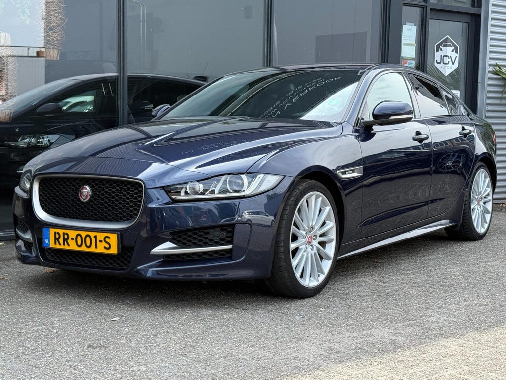 Jaguar XE
