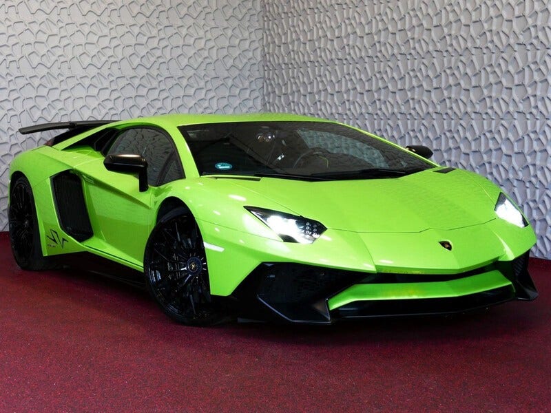 Lamborghini Aventador