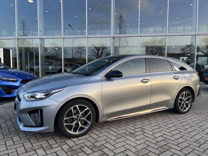 Kia ProCeed