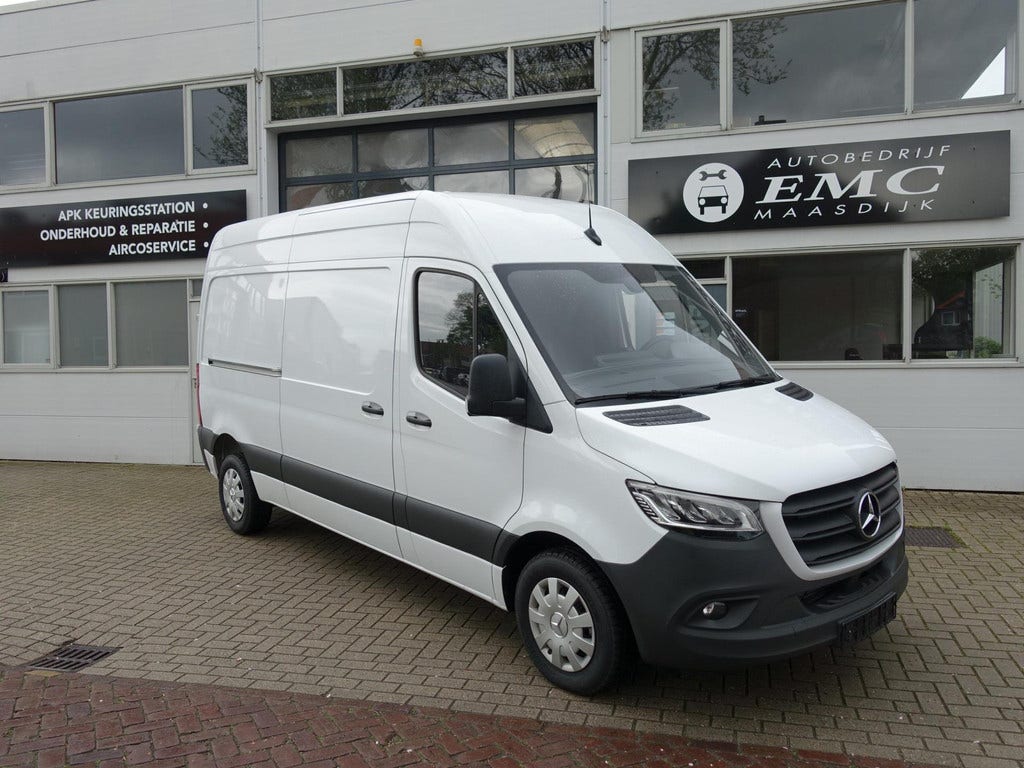 Mercedes Benz Sprinter